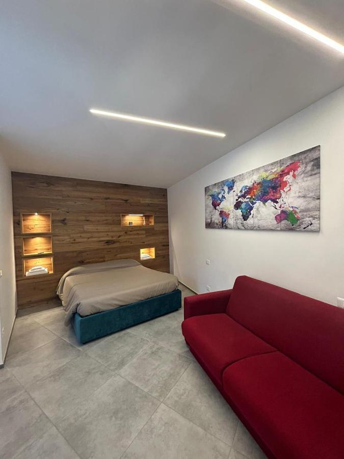 Apartment J.
