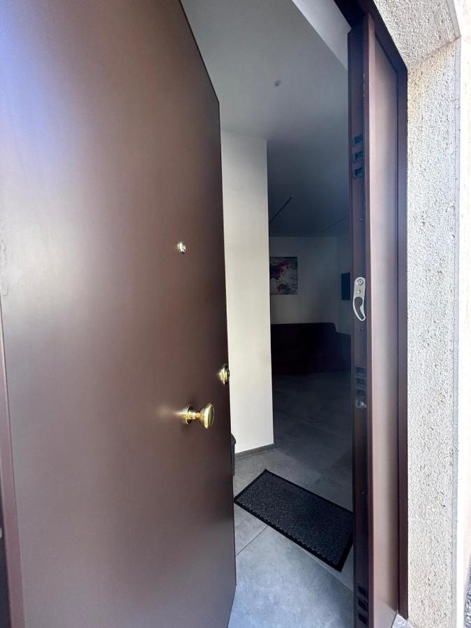 J. Apartment